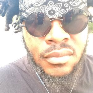 Meet your Posher, Brenton